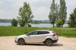 Volvo V40 D3 Cross Country 2016 года (WW)